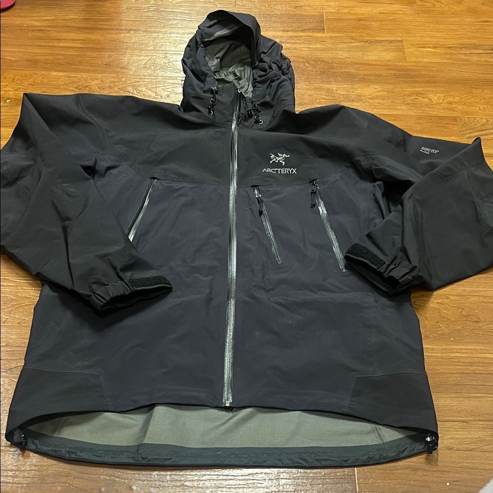 Arc'teryx Theta All Round Gore-Tex Pro Shell Jacket